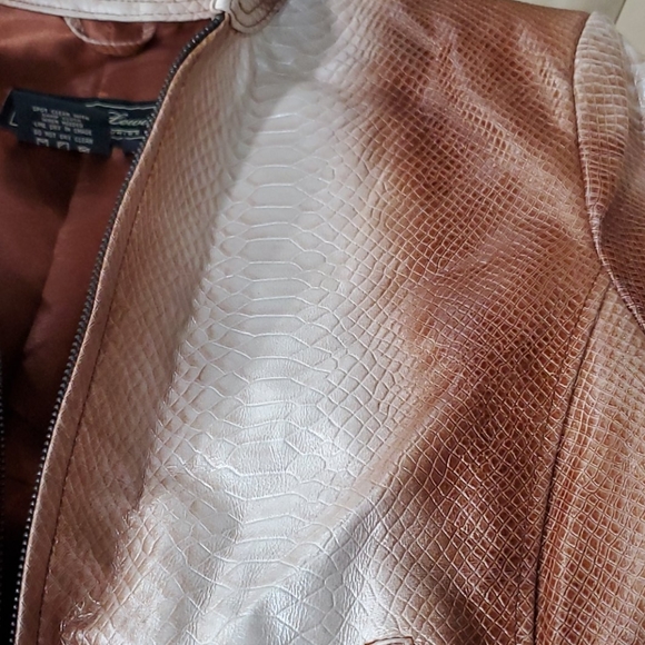 Women's snake print leather jacket by Terry lewis - Picture 7 of 7